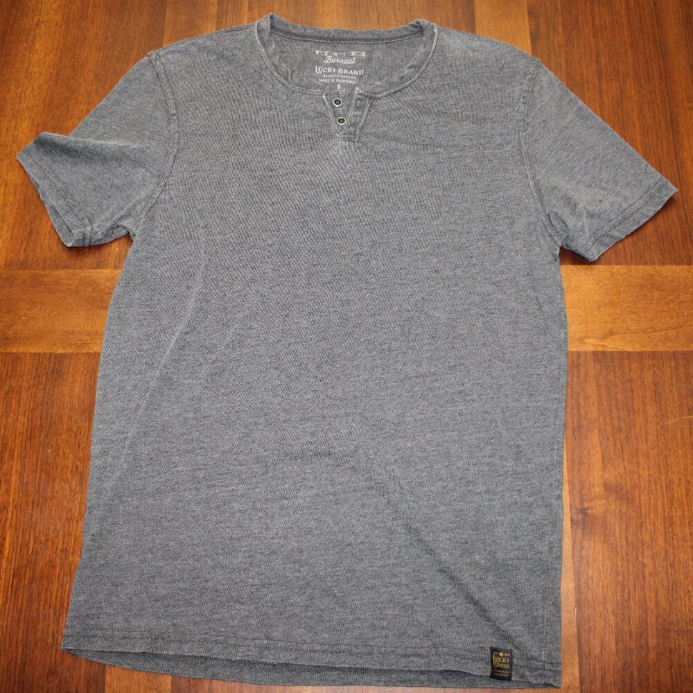 Men's Lucky brand Gray Burnout Short sleeve T-shirt Size Small NWOT